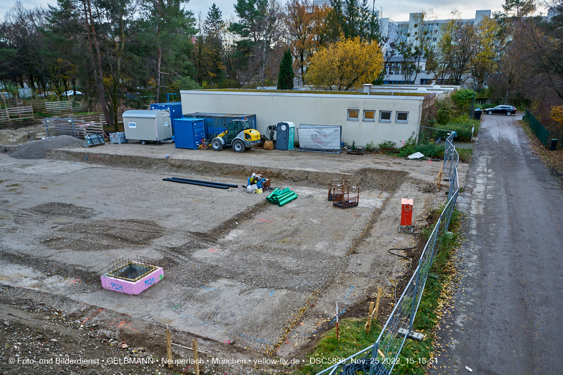 25.11.2022 - Baustelle an der Quiddestraße Haus für Kinder in Neuperlach